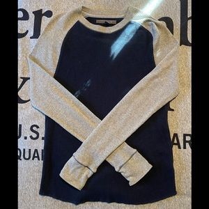 Navy sweater w/ gray sleeves